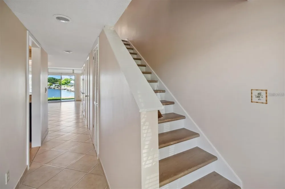 44 CLUBHOUSE DRIVE #105 Palm Coast, FL 32137