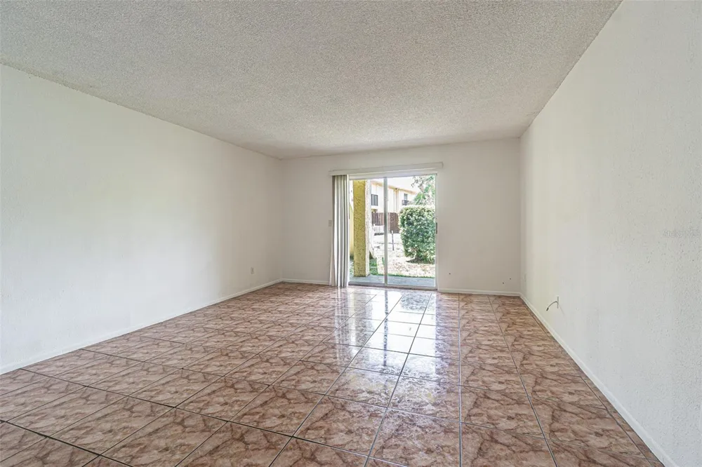 7517 ABONADO ROAD #7517 Tampa, FL 33615