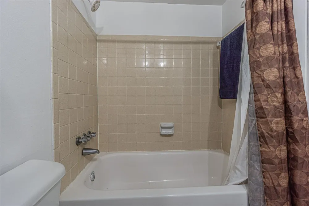 7517 ABONADO ROAD #7517 Tampa, FL 33615