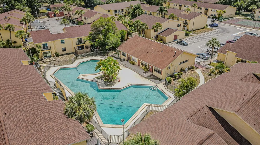 7517 ABONADO ROAD #7517 Tampa, FL 33615