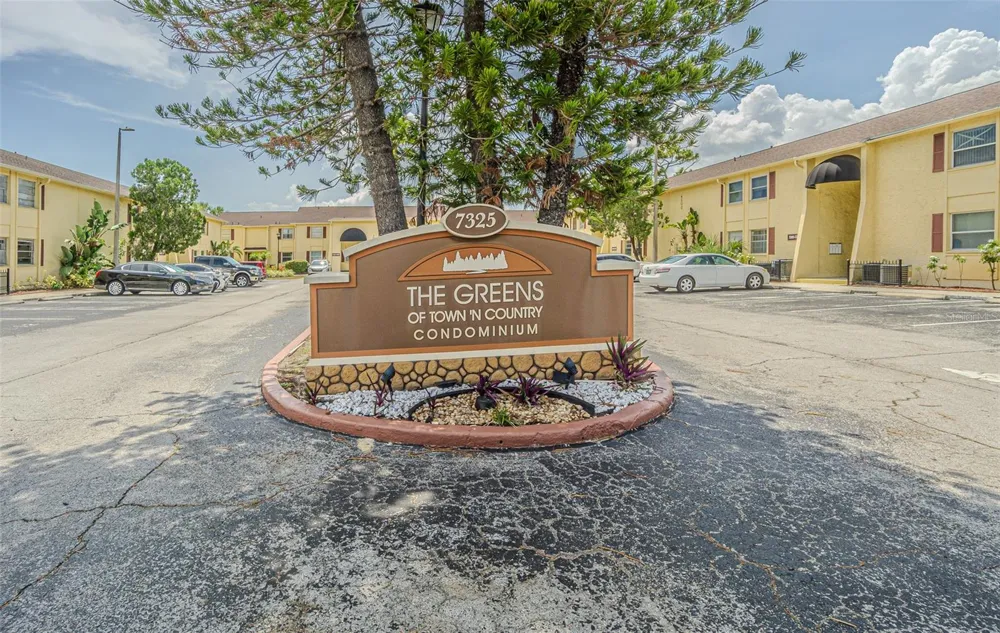 7517 ABONADO ROAD #7517 Tampa, FL 33615