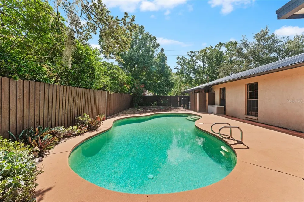 3011 LAKE ELLEN DRIVE Tampa, FL 33618