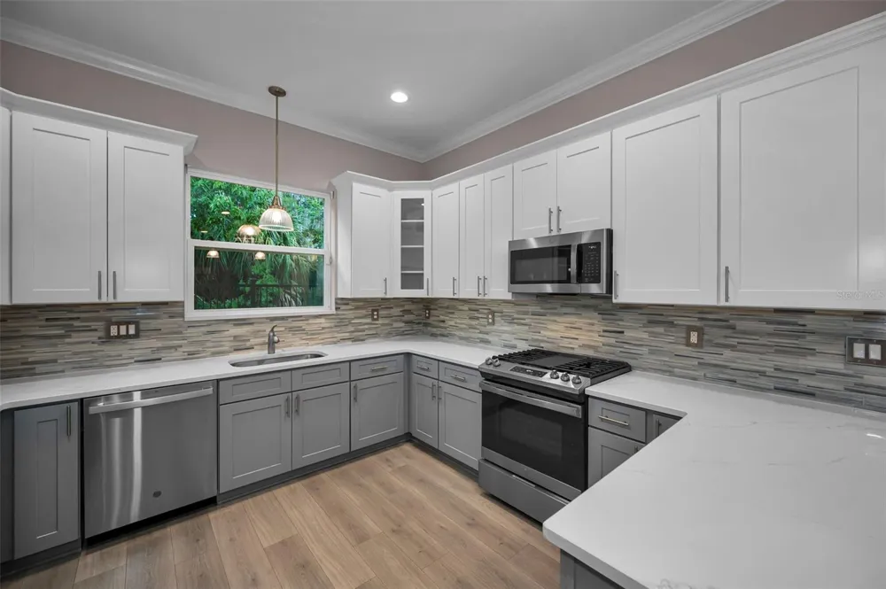726 GRAND CYPRESS LANE Tarpon Springs, FL 34689