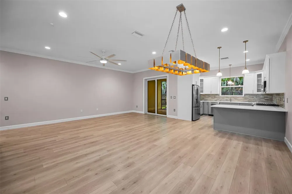 726 GRAND CYPRESS LANE Tarpon Springs, FL 34689