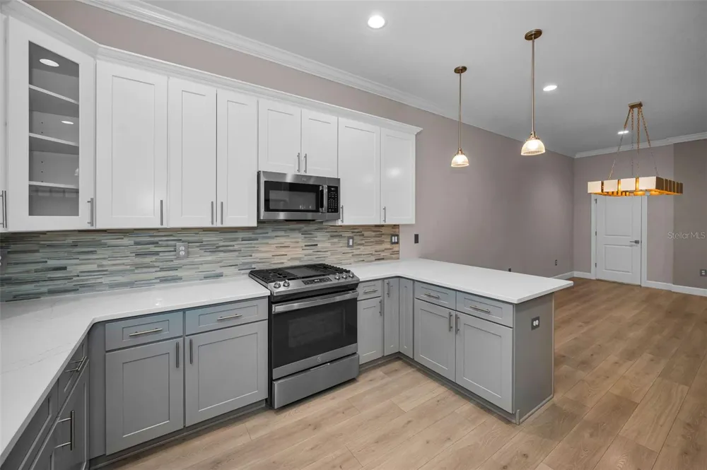 726 GRAND CYPRESS LANE Tarpon Springs, FL 34689