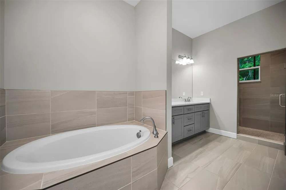726 GRAND CYPRESS LANE Tarpon Springs, FL 34689
