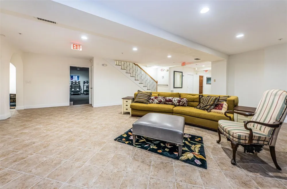 726 GRAND CYPRESS LANE Tarpon Springs, FL 34689