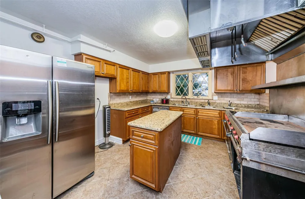 726 GRAND CYPRESS LANE Tarpon Springs, FL 34689