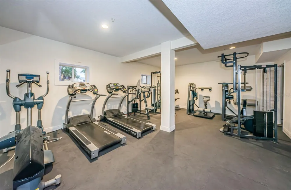 726 GRAND CYPRESS LANE Tarpon Springs, FL 34689