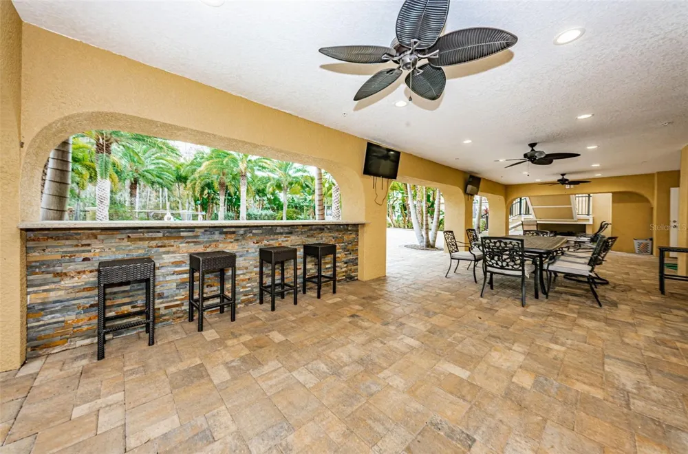 726 GRAND CYPRESS LANE Tarpon Springs, FL 34689
