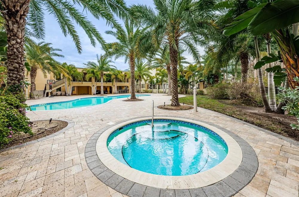 726 GRAND CYPRESS LANE Tarpon Springs, FL 34689