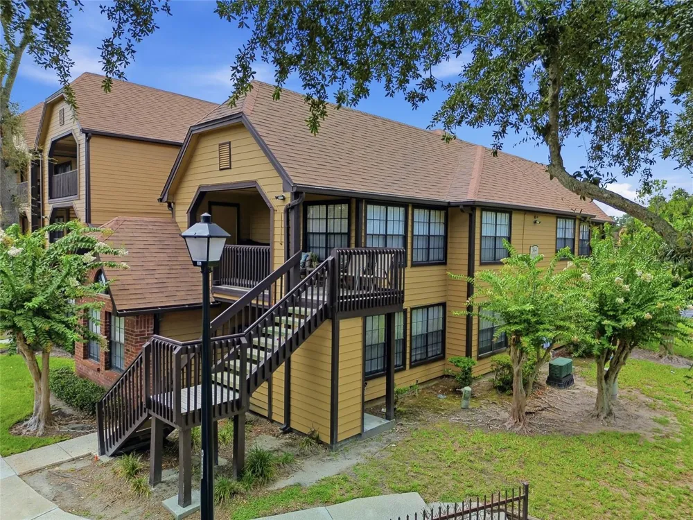 364 NORTHPOINTE COURT #208 Altamonte Springs, FL 32701