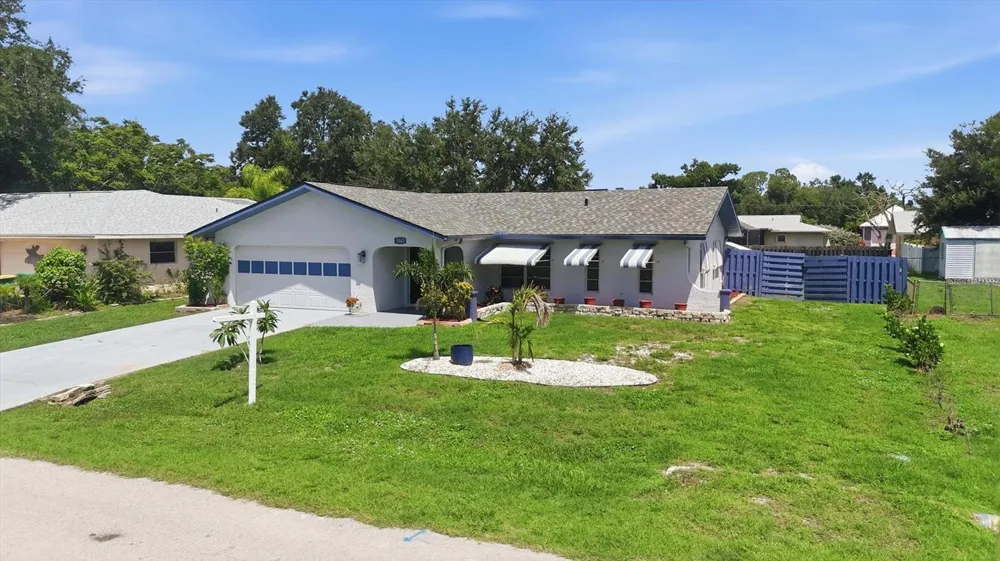 1042 MALAY TERRACE NW Port Charlotte, FL 33948