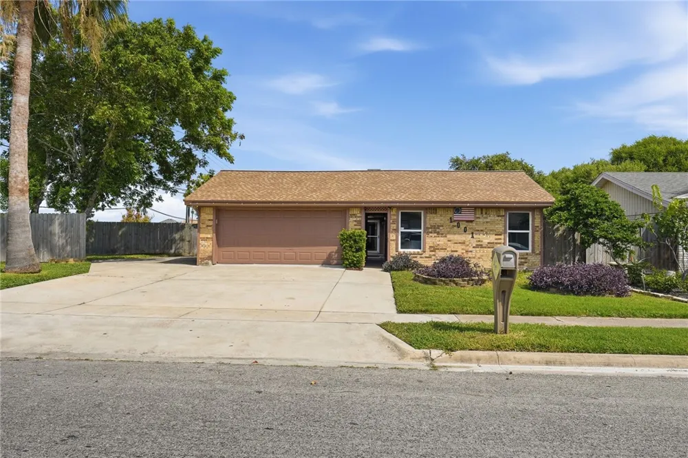 1001 Starlite Drive Portland, TX 78374
