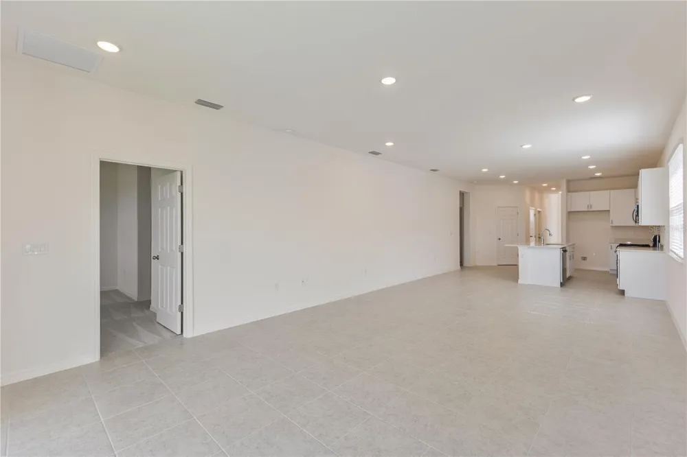 9120 WILDLIGHT TRAIL Wildwood, FL 34785