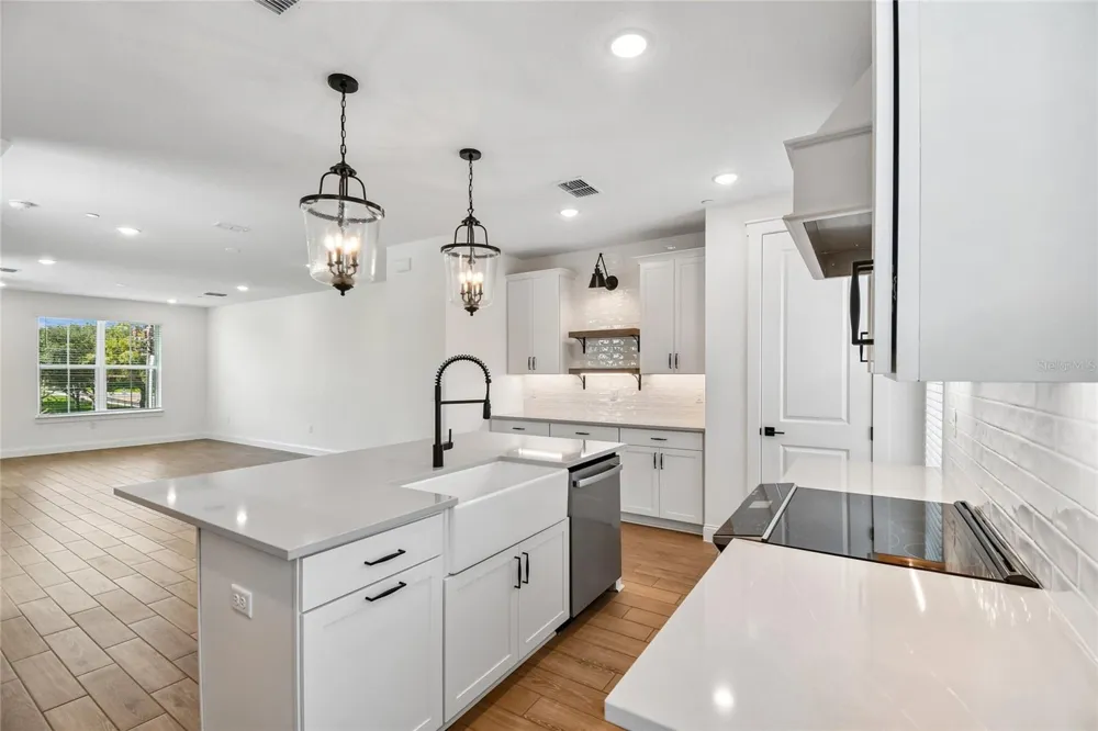 230 PASQUALA WAY Oviedo, FL 32765