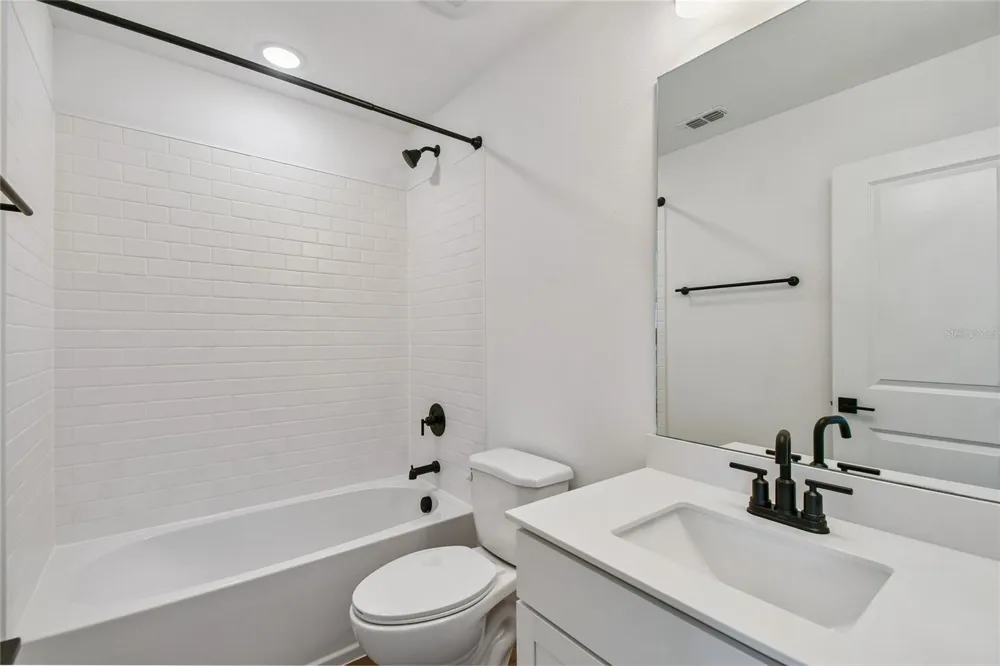 230 PASQUALA WAY Oviedo, FL 32765