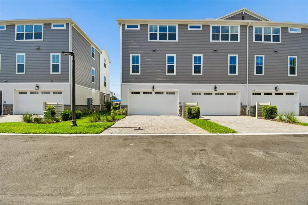 230 PASQUALA WAY Oviedo, FL 32765