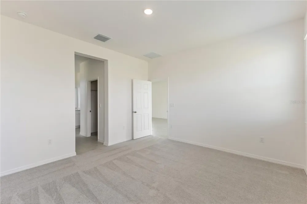 9128 WILDLIGHT TRAIL Wildwood, FL 34785