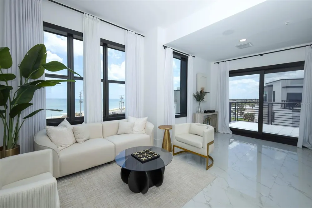 2360 OCEAN SHORE BOULEVARD #202 Ormond Beach, FL 32176