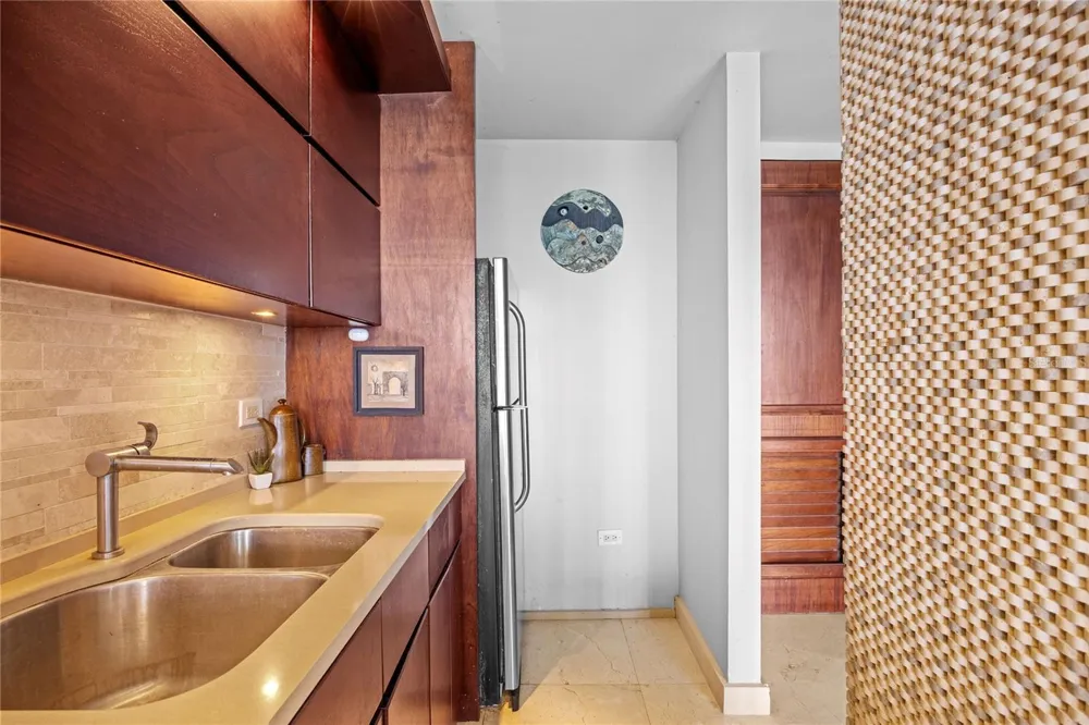1035 ASHFORD AVENUE #1206 San Juan, PR 00907