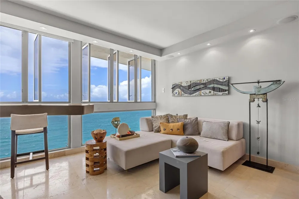 1035 ASHFORD AVENUE #1206 San Juan, PR 00907