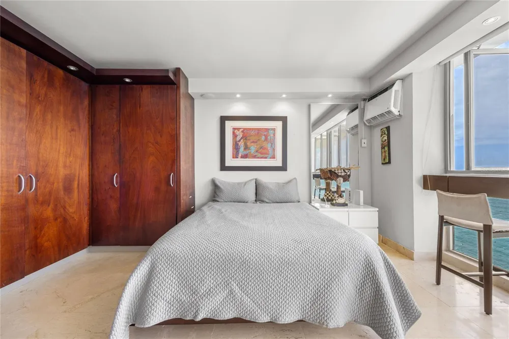 1035 ASHFORD AVENUE #1206 San Juan, PR 00907