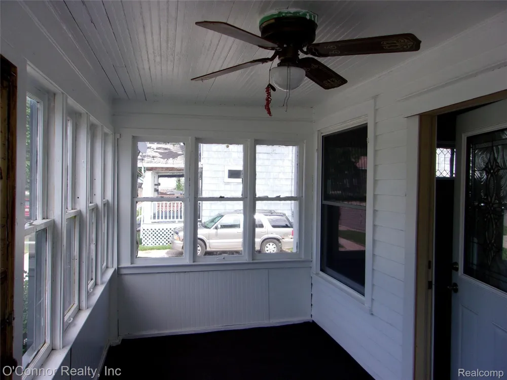 1324 Wells Street Port Huron City, MI 48060
