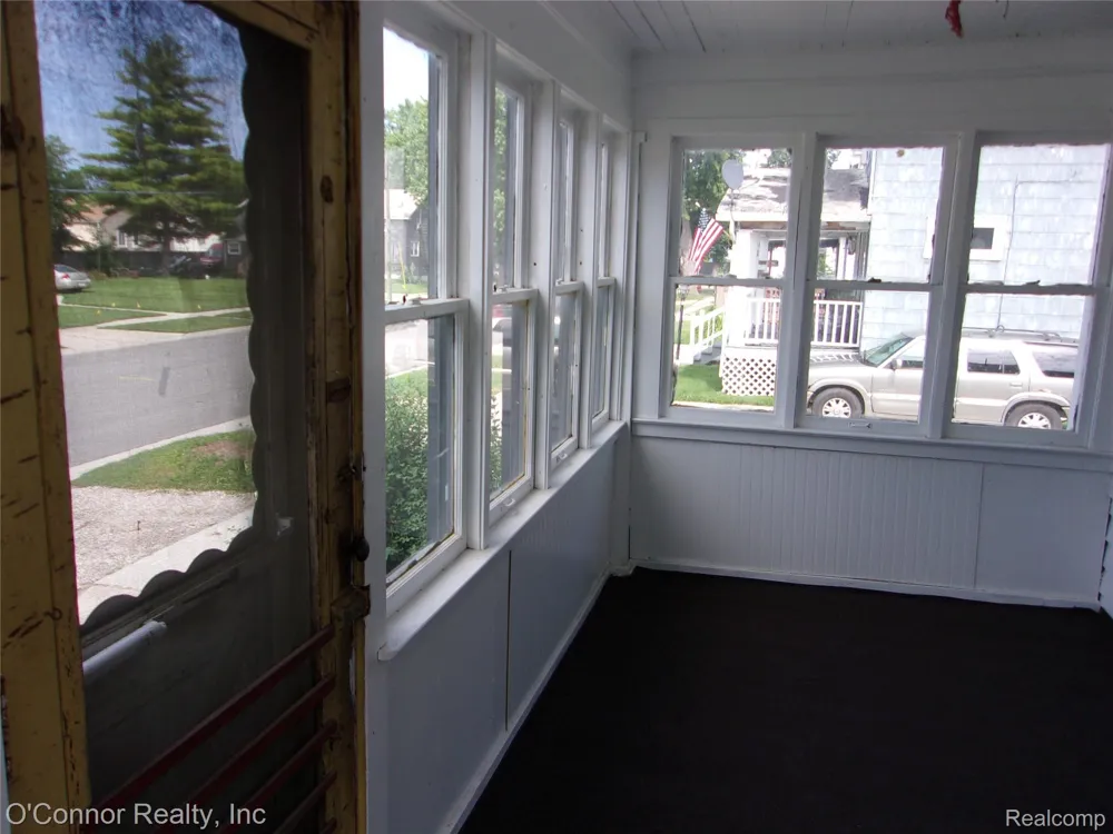 1324 Wells Street Port Huron City, MI 48060