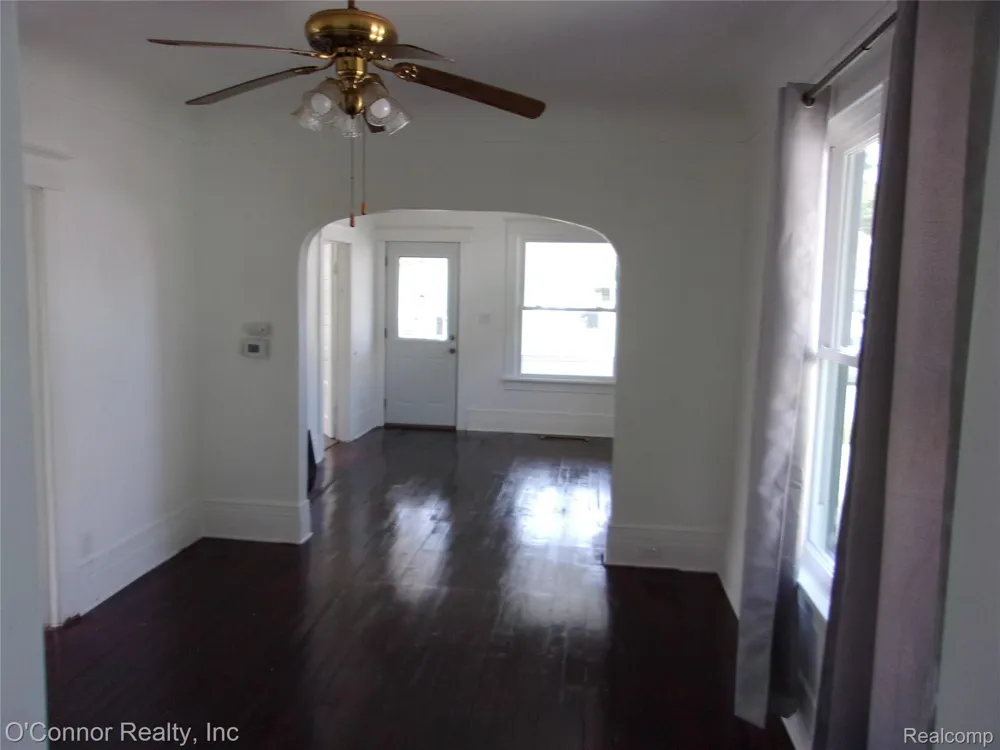 1324 Wells Street Port Huron City, MI 48060