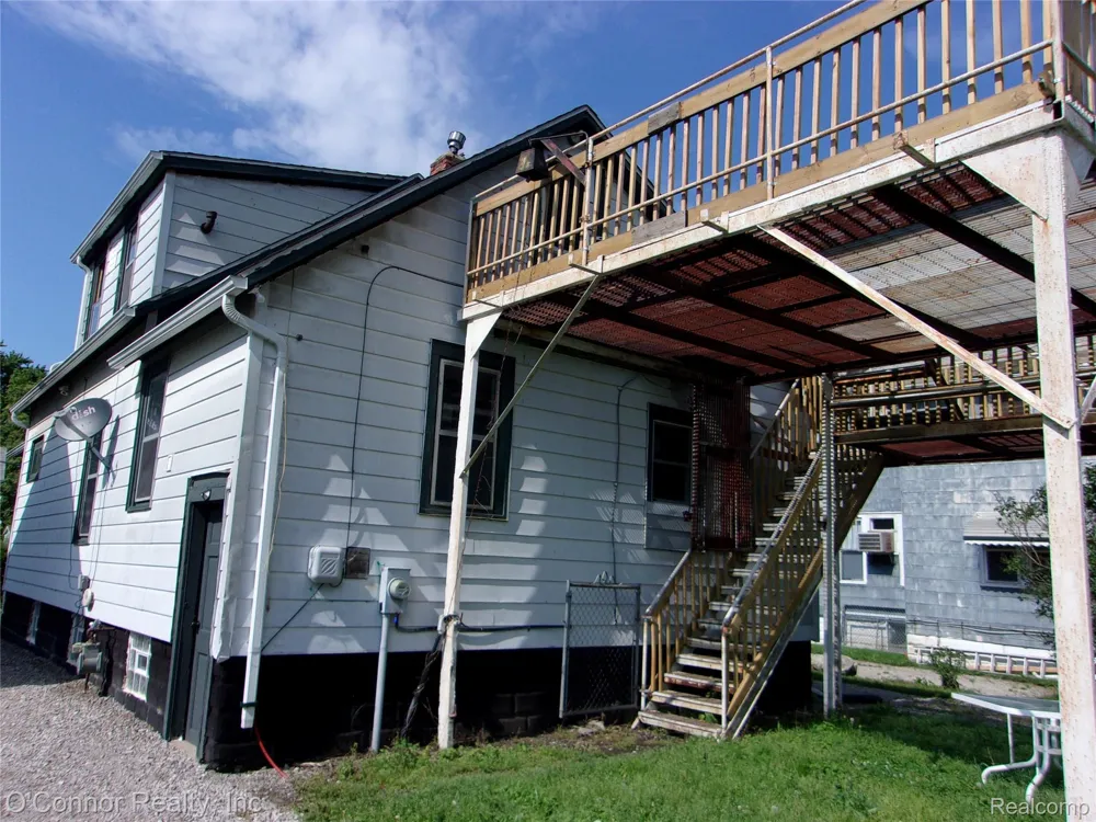 1324 Wells Street Port Huron City, MI 48060