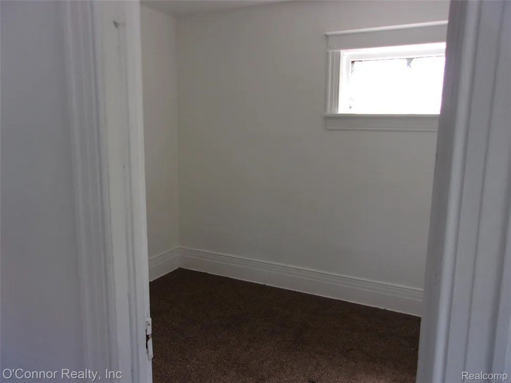 1324 Wells Street Port Huron City, MI 48060