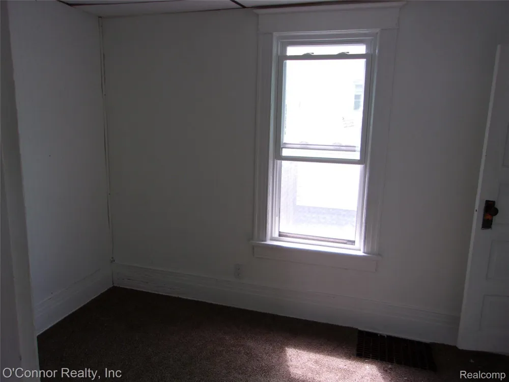 1324 Wells Street Port Huron City, MI 48060