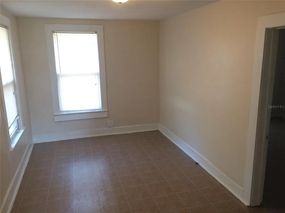 114 N CHESTER STREET Leesburg, FL 34748