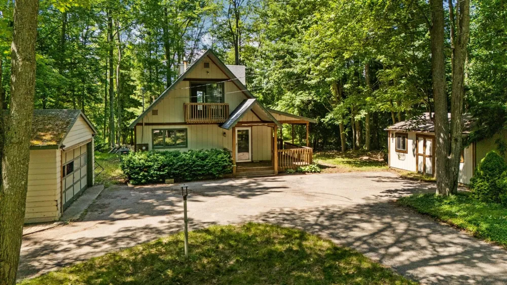 10000 Harmony Drive Green Lake Township, MI 49643