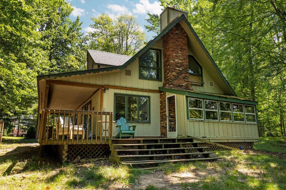 10000 Harmony Drive Green Lake Township, MI 49643