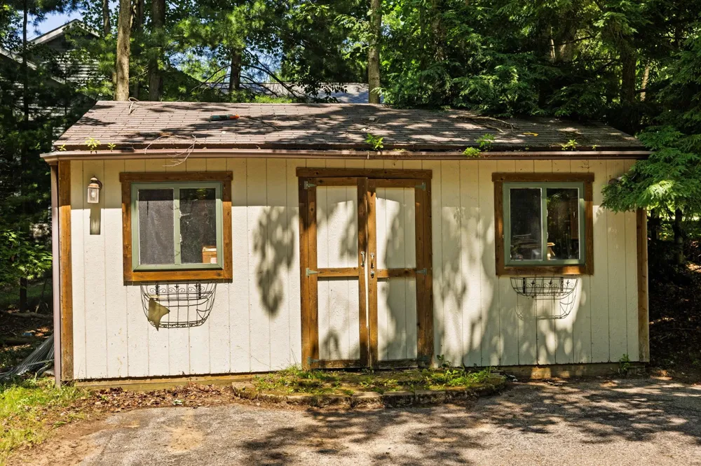 10000 Harmony Drive Green Lake Township, MI 49643
