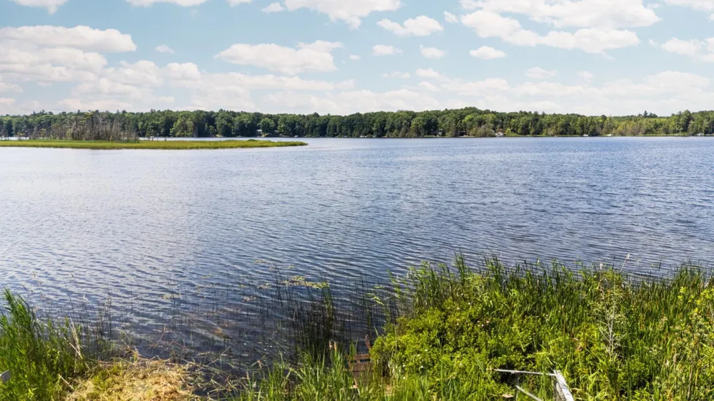 10000 Harmony Drive Green Lake Township, MI 49643