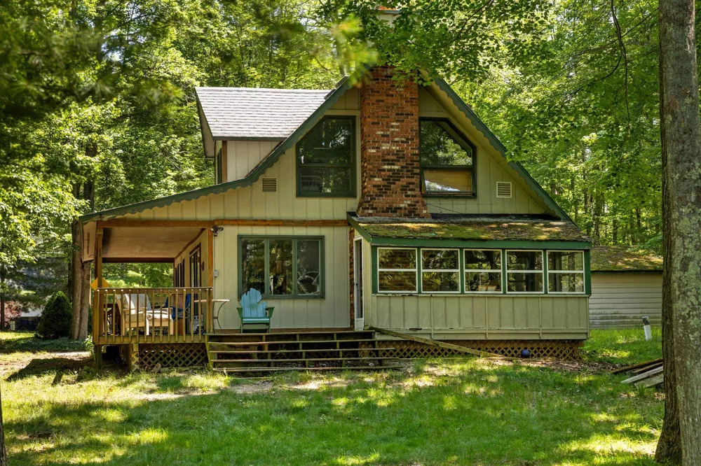 10000 Harmony Drive Green Lake Township, MI 49643