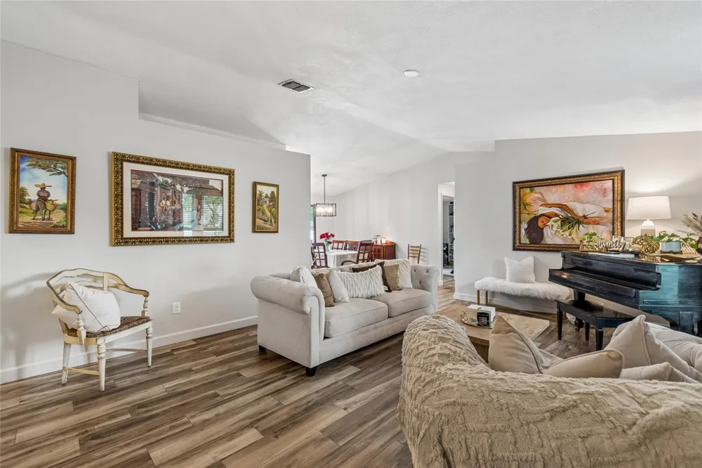 15116 TRAIL CREEK PLACE Tampa, FL 33625