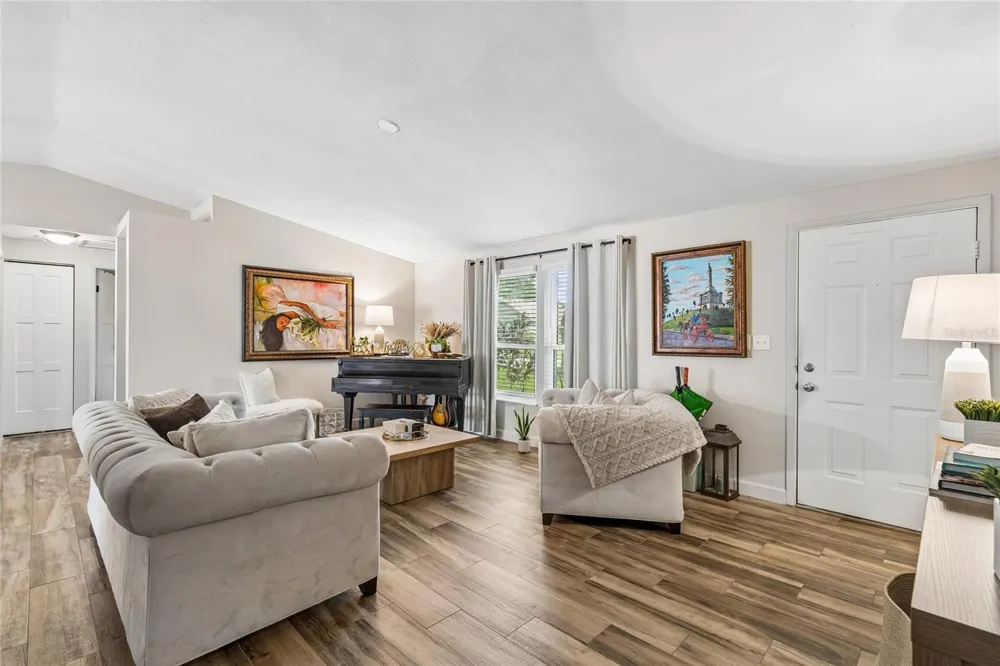 15116 TRAIL CREEK PLACE Tampa, FL 33625