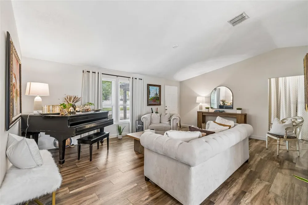 15116 TRAIL CREEK PLACE Tampa, FL 33625