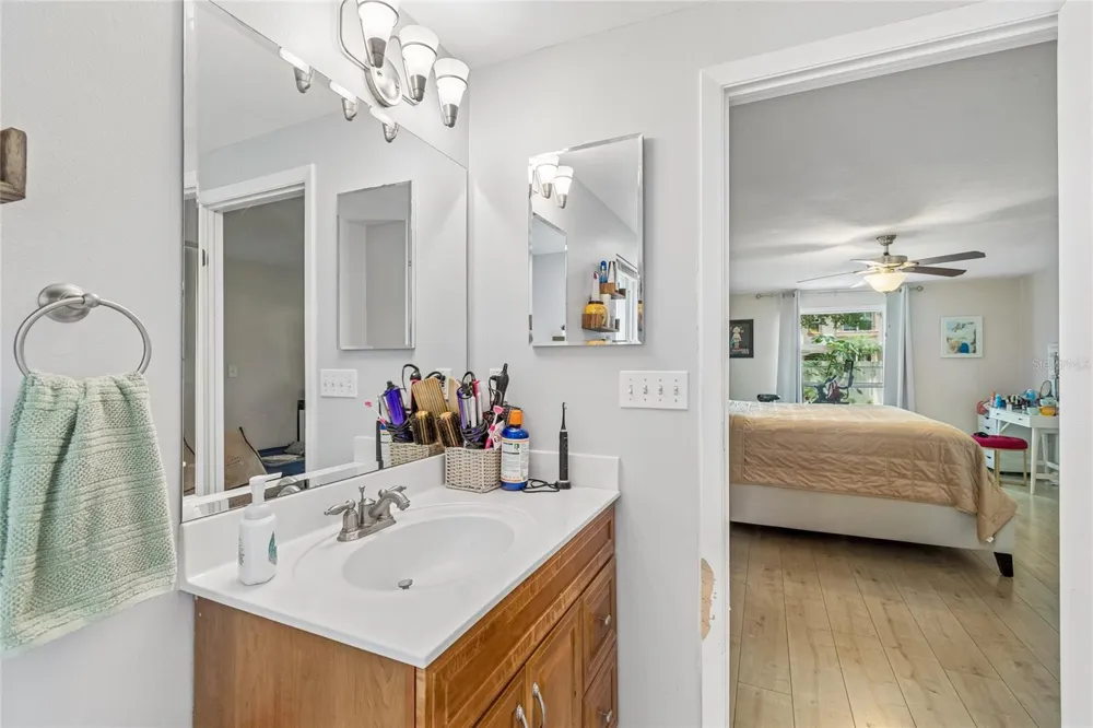 15116 TRAIL CREEK PLACE Tampa, FL 33625
