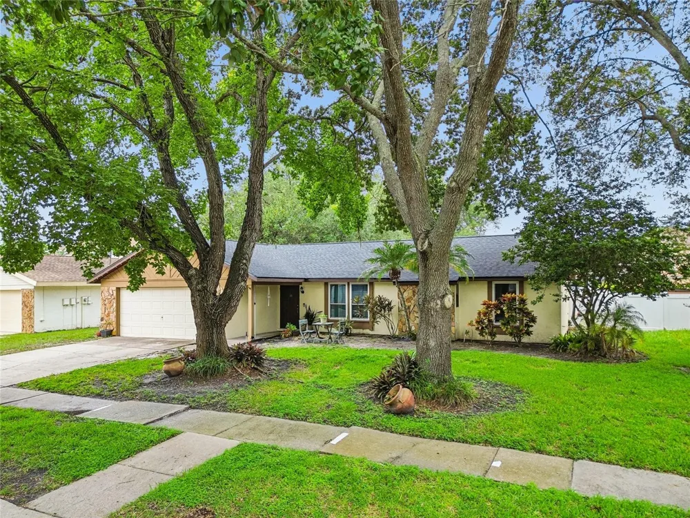 15116 TRAIL CREEK PLACE Tampa, FL 33625