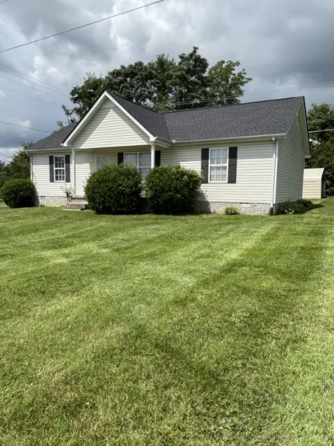 84 Kristen Dr