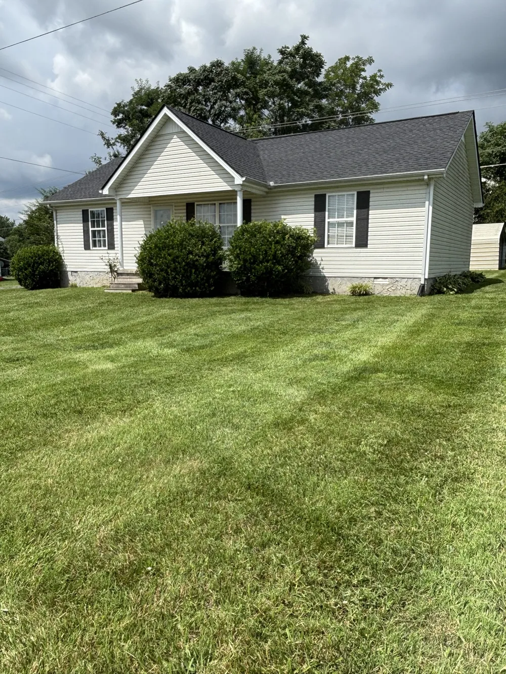 84 Kristen Dr Lafayette, TN 37083