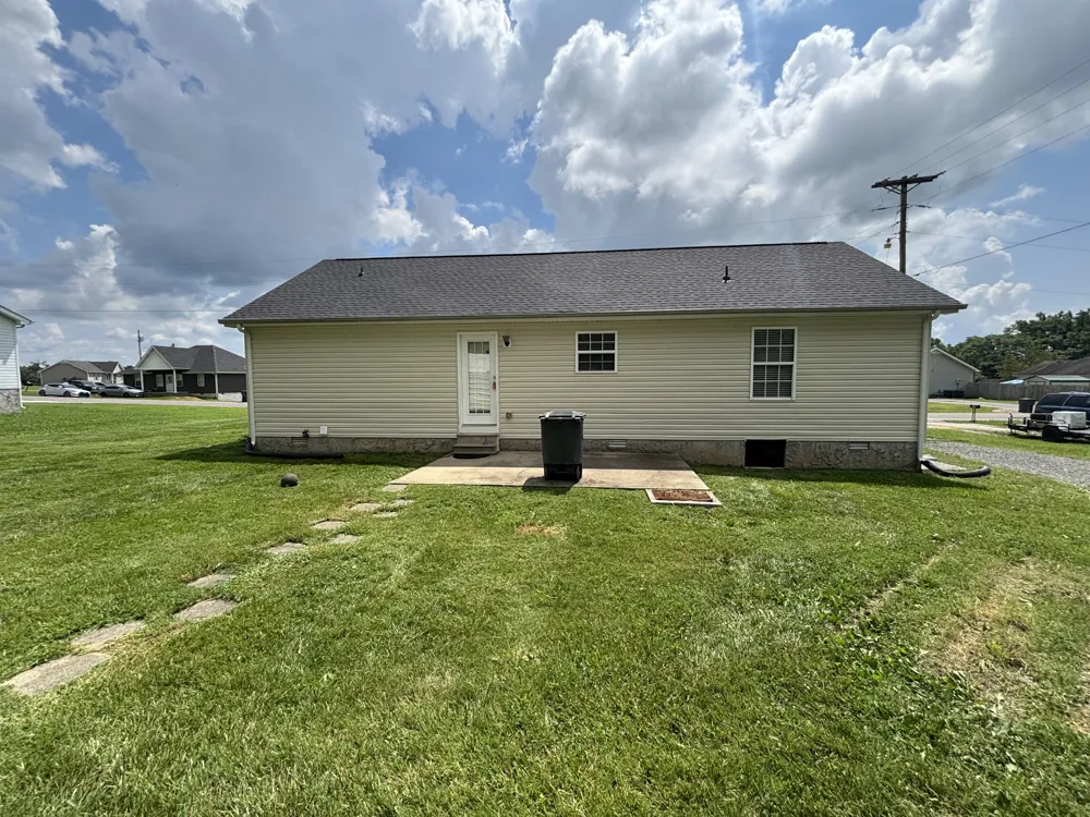 84 Kristen Dr Lafayette, TN 37083