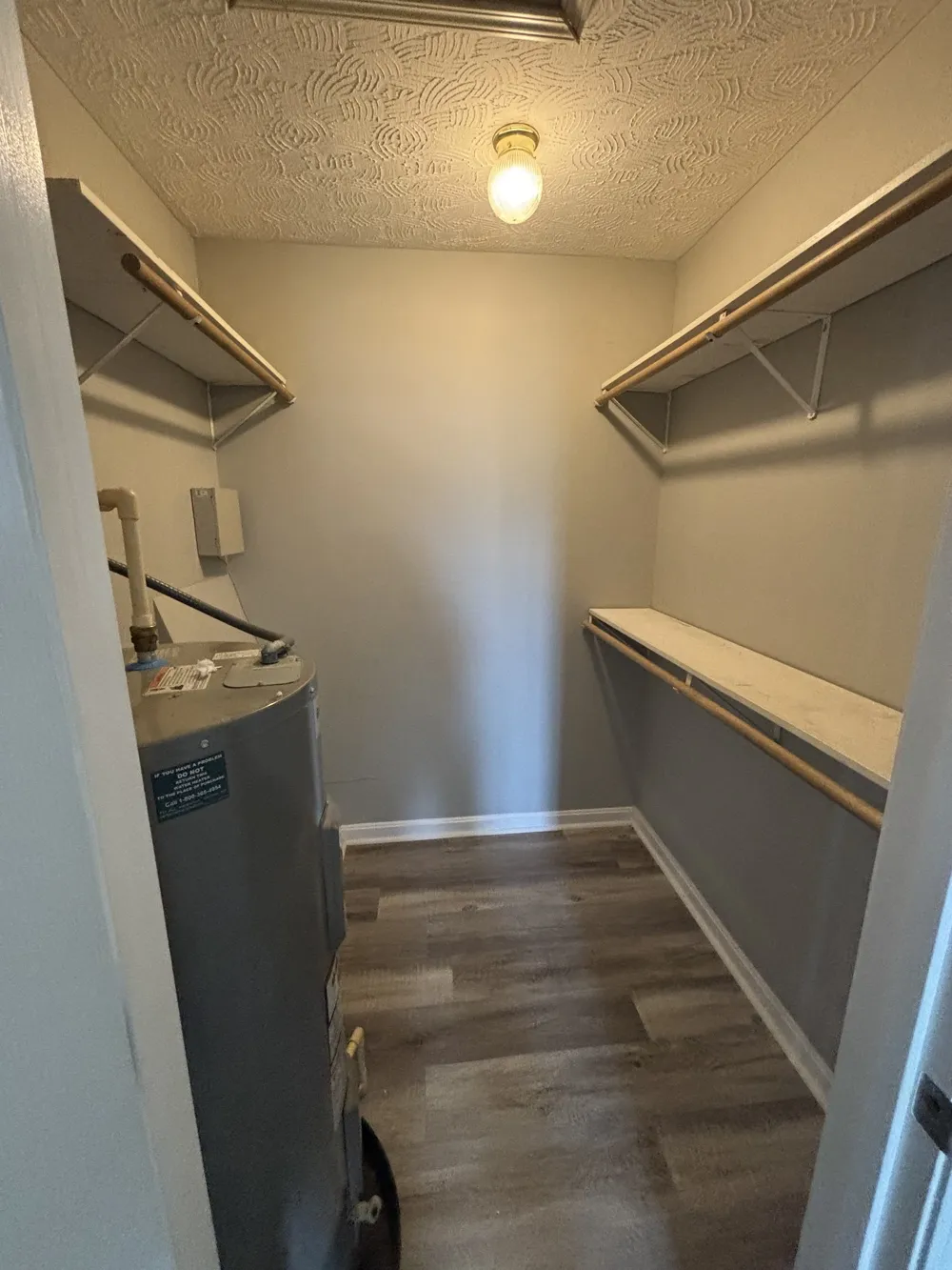 84 Kristen Dr Lafayette, TN 37083