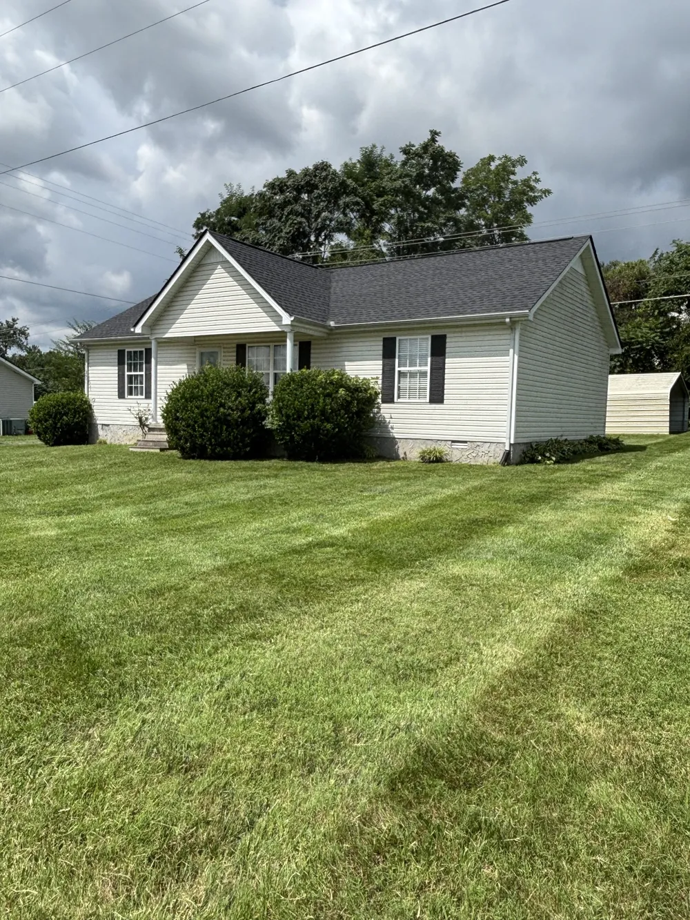 84 Kristen Dr Lafayette, TN 37083
