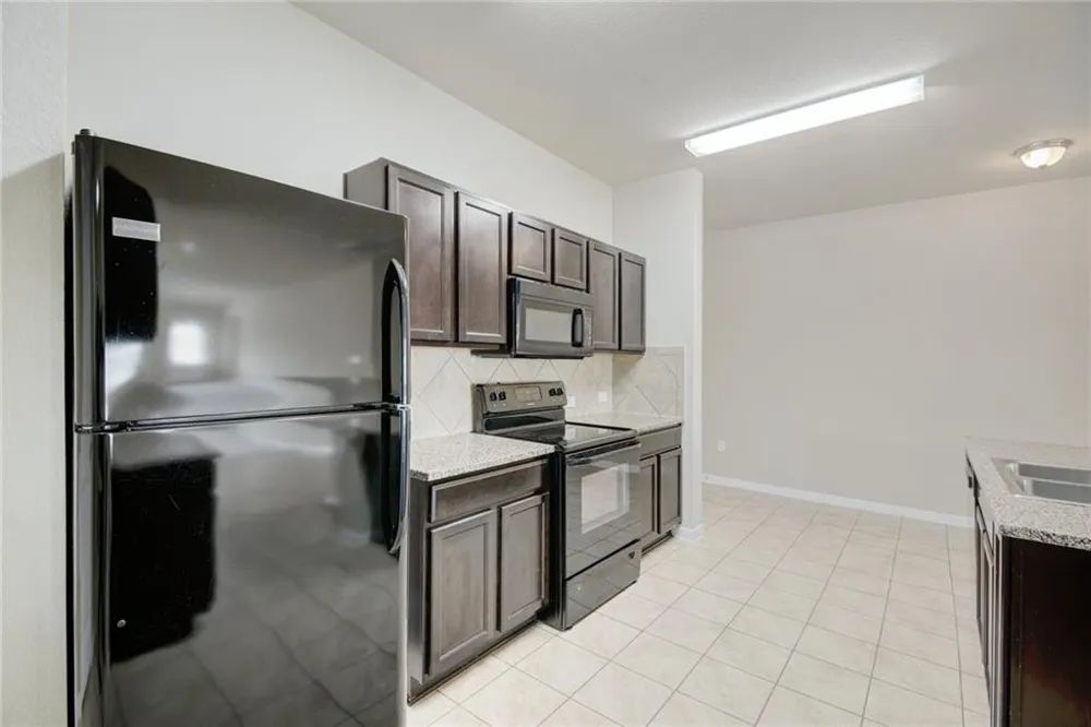 5817 Roderick Drive Austin, TX 78724